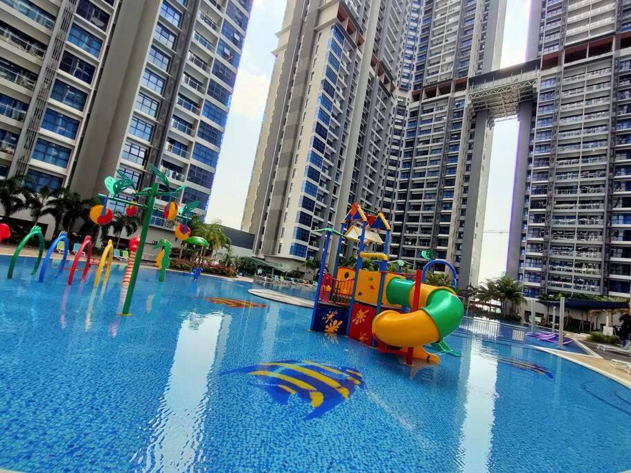 Atlantis Melaka-2bedroom-8pax-free Wifi Apartment Malacca